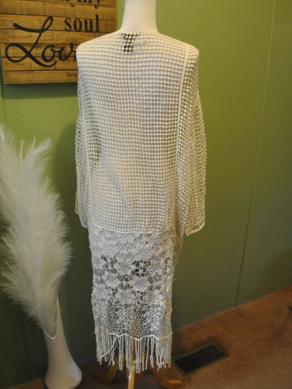 House of Harlow 1960 Ivory Crochet Fringe Boho Kimono One Size - Picture 8 of 10